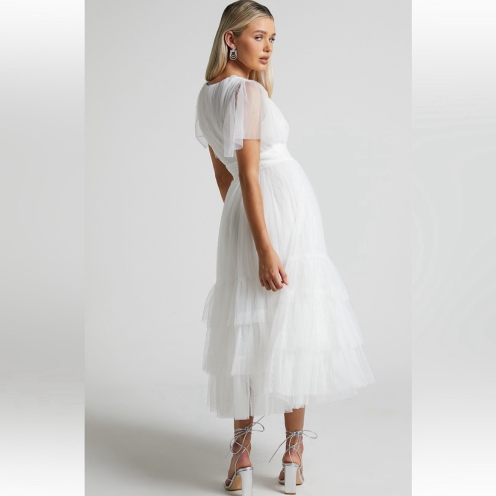 Showpo Women’s White Tulle Jiraye Midi Dress 4